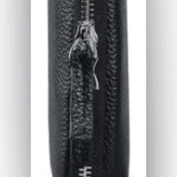 Meet Barb, since retired,moved to smaller home, we are downsizing all pers items - Picture 4 of 5